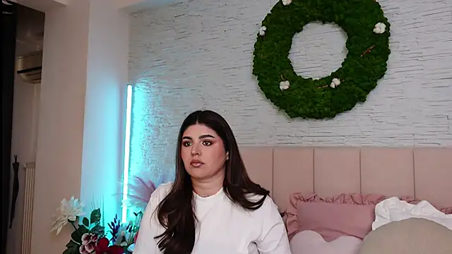 RachelSwaan online show from 04.21.26