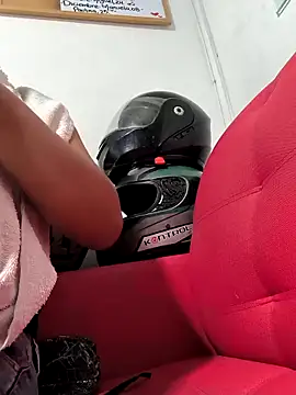 evafoxs online show from 10.26.25