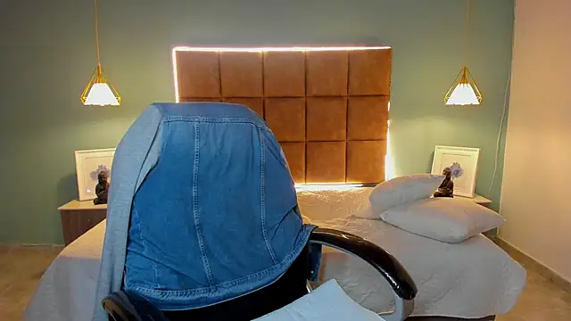 AlejooTwink online show from 10.08.25