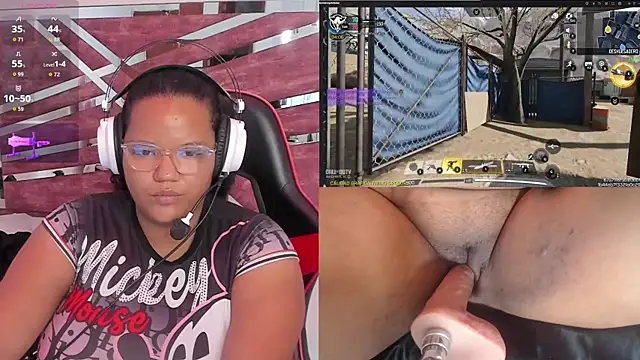 MhiaRey online show from 10.31.25