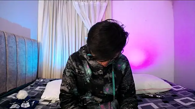 Yellowpokemon23 online show from 04.08.26