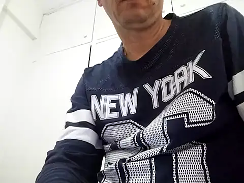 Snapshot of kopgelhadi chatting on 12.27.24 kopgelhadi online show from 12.27.24