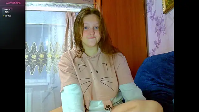 Snapshot of Aria__Dark chatting on 10.14.25 Aria Dark online show from 10.14.25