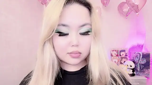 amelia sunlight online show from 02.17.25