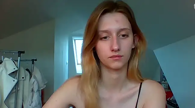 LUNA delight online show from 12.04.24