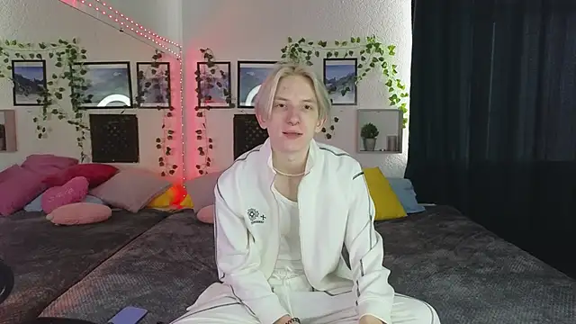 Ron Vils online show from 03.14.25