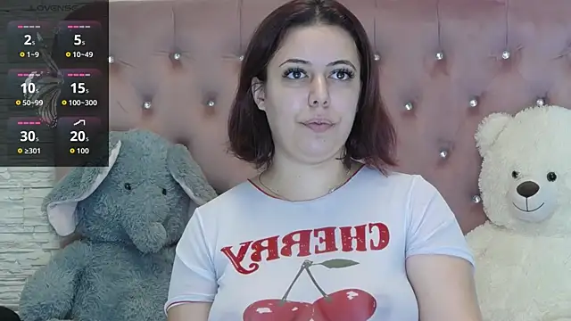 SophiaStarr online show from 09.26.25