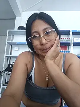 Megan jennerr online show from 12.02.25