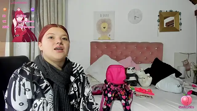 Snapshot of CelessteRedds chatting on 03.07.25 CelessteRedds online show from 03.07.25