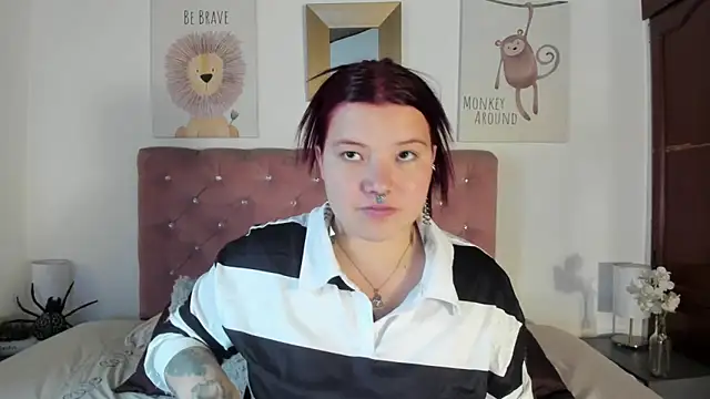 Snapshot of CelessteRedds chatting on 11.13.25 CelessteRedds online show from 11.13.25