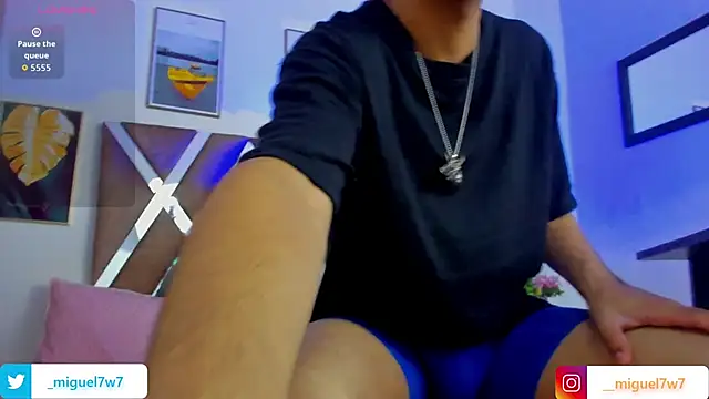 Snapshot of _miguel0 chatting on 11.10.25 miguel0 online show from 11.10.25