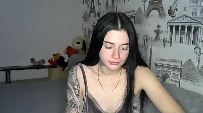 Liana diva online show from 12.19.24