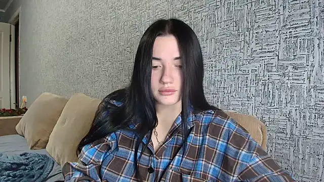 Liana diva online show from 01.10.26