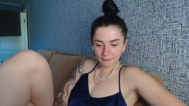 Snapshot of Liana_diva chatting on 06.29.26 Liana diva online show from 06.29.26