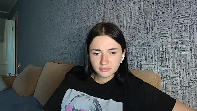 Snapshot of Liana_diva chatting on 07.20.26 Liana diva online show from 07.20.26