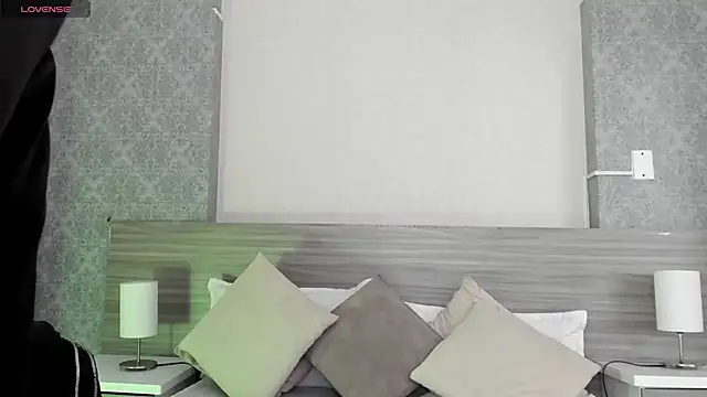 Snapshot of Mistyca chatting on 03.12.25 Mistyca online show from 03.12.25