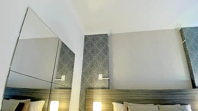 Snapshot of Mistyca chatting on 10.20.25 Mistyca online show from 10.20.25