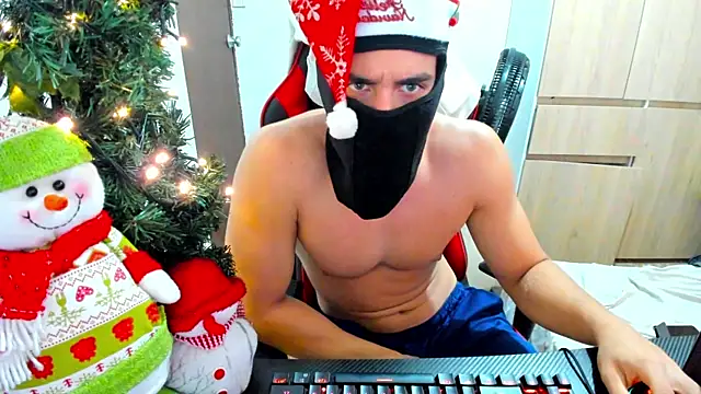 Snapshot of Calihotcaliente277 chatting on 12.25.24 Calihotcaliente277 online show from 12.25.24