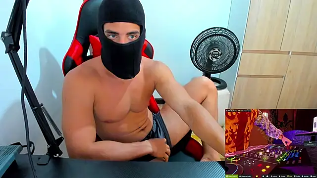 Snapshot of Calihotcaliente277 chatting on 01.29.25 Calihotcaliente277 online show from 01.29.25