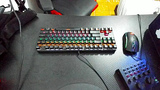 Snapshot of Calihotcaliente277 chatting on 02.01.25 Calihotcaliente277 online show from 02.01.25