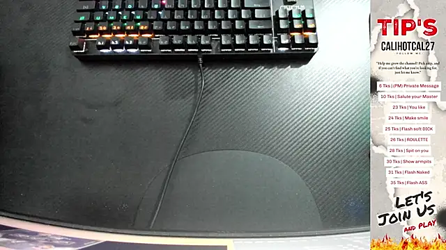 Snapshot of Calihotcaliente277 chatting on 09.10.25 Calihotcaliente277 online show from 09.10.25