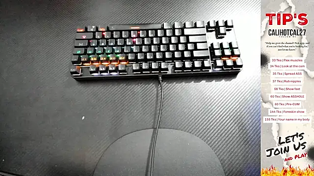 Snapshot of Calihotcaliente277 chatting on 10.08.25 Calihotcaliente277 online show from 10.08.25