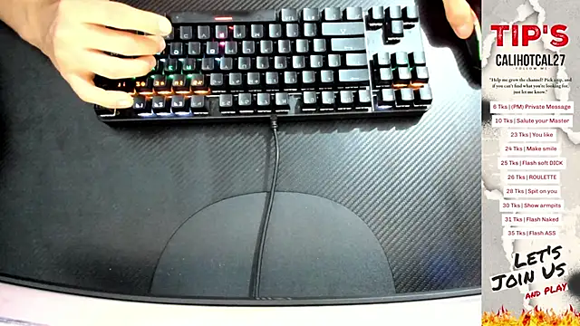 Snapshot of Calihotcaliente277 chatting on 10.09.25 Calihotcaliente277 online show from 10.09.25