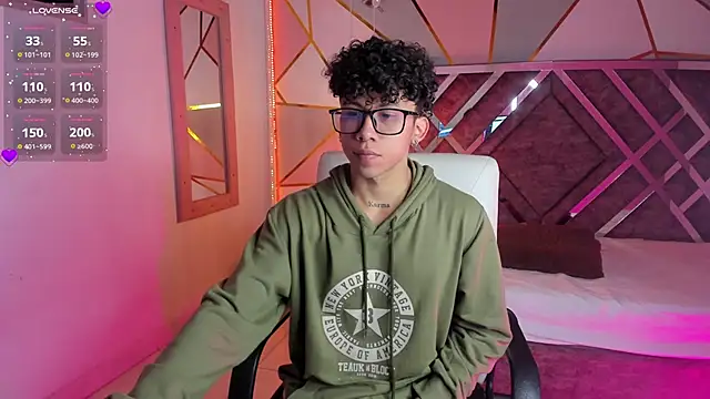 AkazaBoy  online show from 01.22.25