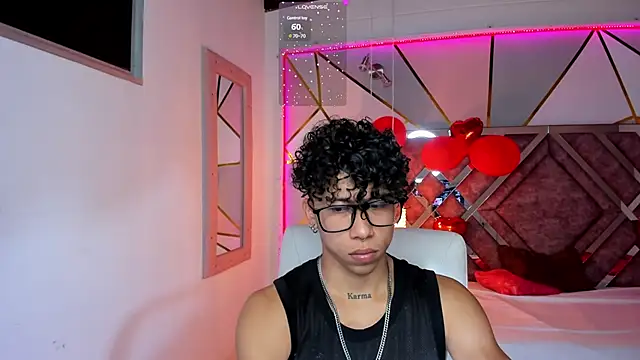 AkazaBoy  online show from 02.14.25