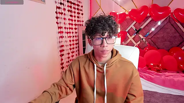 AkazaBoy  online show from 02.16.25