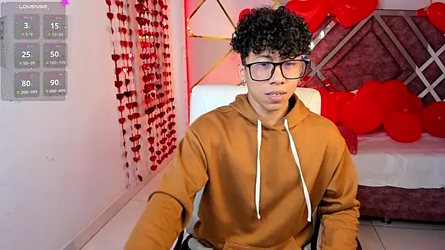 AkazaBoy  online show from 02.18.25