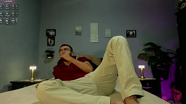 Snapshot of ETHAN_ADAM chatting on 03.18.25 ETHAN ADAM online show from 03.18.25