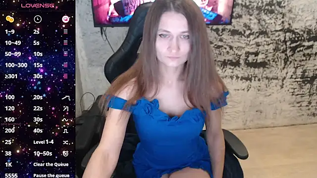 Snapshot of PamelaYoun chatting on 11.26.25 PamelaYoun online show from 11.26.25