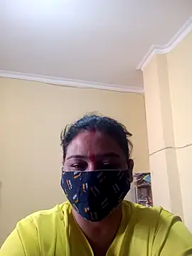 Snapshot of Punjabi_beauty123 chatting on 02.08.25 Punjabi beauty123 online show from 02.08.25