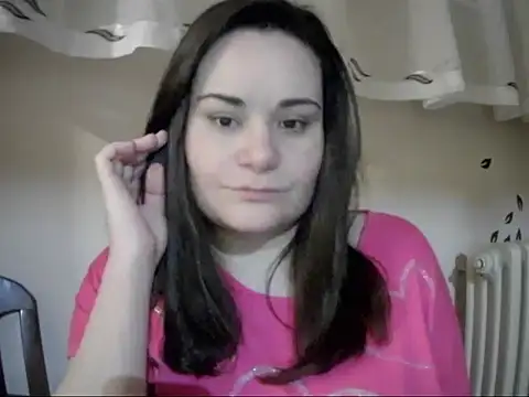 Snapshot of AalinnaK chatting on 02.04.26 AalinnaK online show from 02.04.26