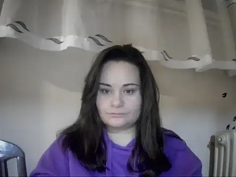 Snapshot of AalinnaK chatting on 02.11.26 AalinnaK online show from 02.11.26