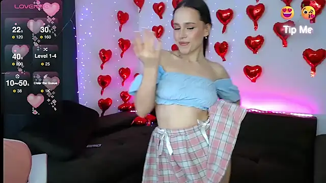 Emillias online show from 03.04.25