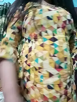 Snapshot of Sumi-roy chatting on 04.05.26 Sumi-roy online show from 04.05.26