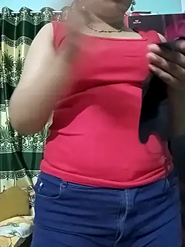 Snapshot of Sumi-roy chatting on 04.06.26 Sumi-roy online show from 04.06.26