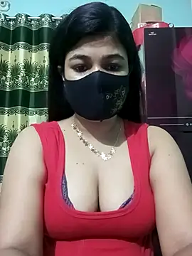 Snapshot of Sumi-roy chatting on 04.13.26 Sumi-roy online show from 04.13.26