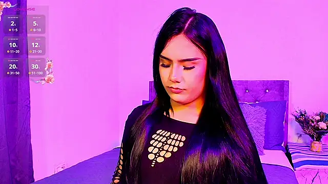 AssQueen18 online show from 10.25.25