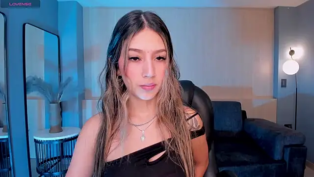 TaraLawrence online show from 02.18.25