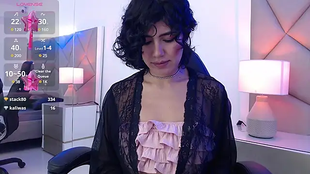 LeeThompson  online show from 02.23.25