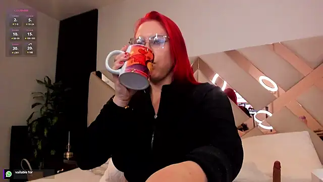 Snapshot of miss_julietaa chatting on 02.18.25 miss julietaa online show from 02.18.25