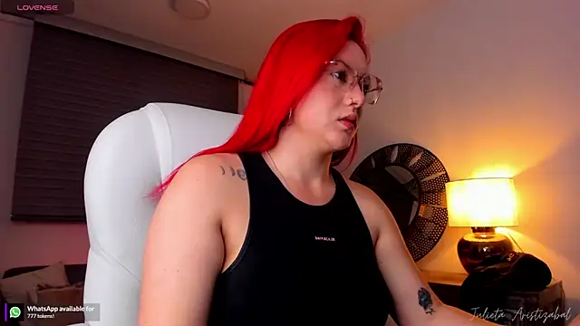 Snapshot of miss_julietaa chatting on 03.04.25 miss julietaa online show from 03.04.25