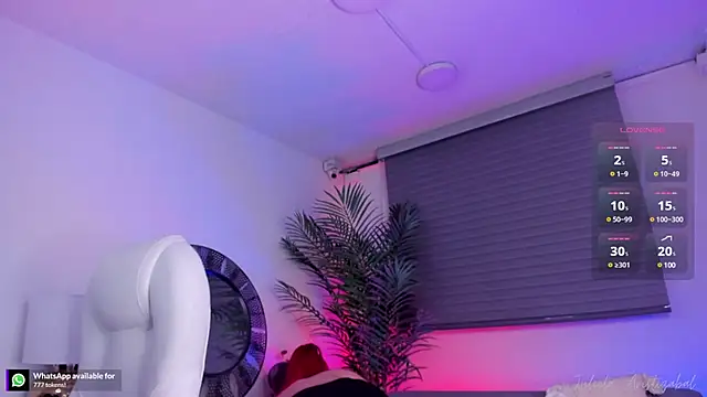 Snapshot of miss_julietaa chatting on 03.12.25 miss julietaa online show from 03.12.25