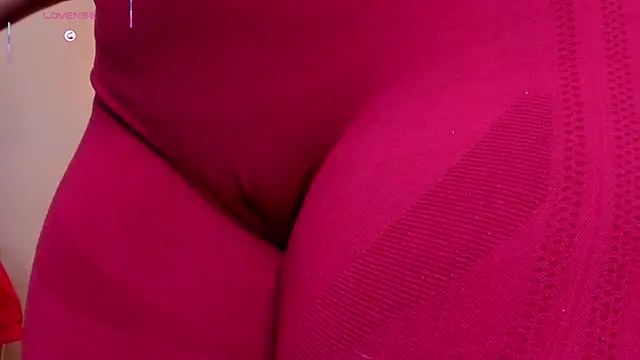 Snapshot of miss_julietaa chatting on 03.21.25 miss julietaa online show from 03.21.25