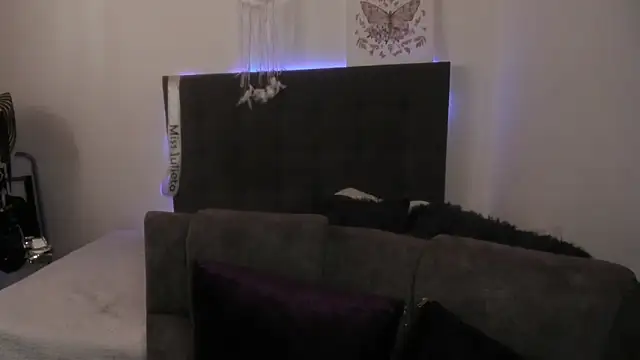 Snapshot of miss_julietaa chatting on 09.22.25 miss julietaa online show from 09.22.25