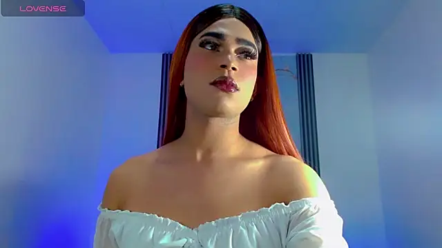 Hellen moons   online show from 03.18.25