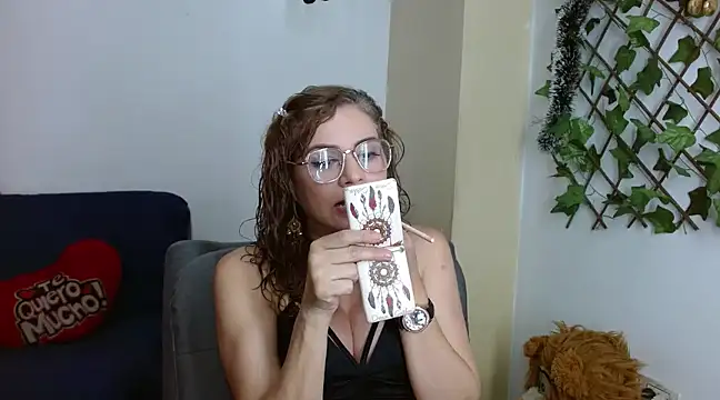  melisaa  online show from 12.16.24